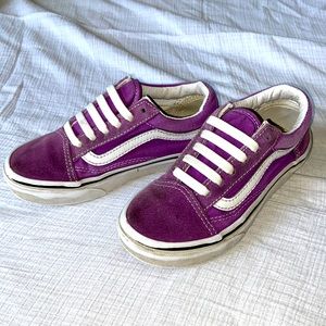 3/$20 Old Skool Violet Suede Size 13.5